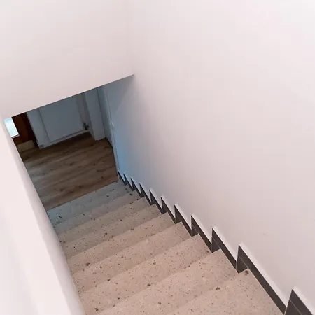 Monteurswohnung Naehe Mainz 5 Schlafzimmer Apartamento *