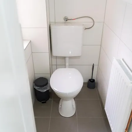 Monteurswohnung Naehe Mainz 5 Schlafzimmer Apartamento