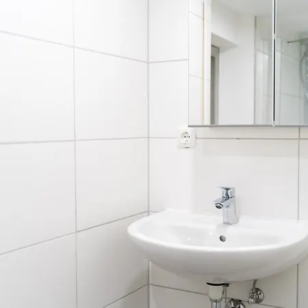 Monteurswohnung Naehe Mainz 5 Schlafzimmer Apartamento *