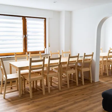 Monteurswohnung Naehe Mainz 5 Schlafzimmer Apartamento Gabsheim